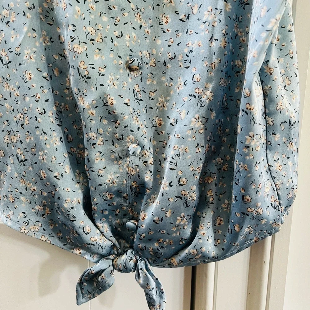 Abercrombie Kids blue floral top size 11/12